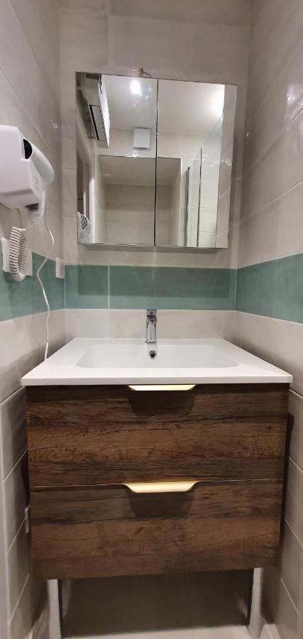 Studio Confort, Plages Proche, Wifi, 2 Lits - Fame Marina Baie Des Anges Villeneuve-Loubet Bagian luar foto